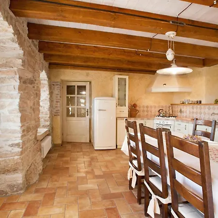 Dom wakacyjny Gelci *